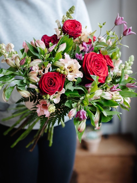 Valentines Florist Choice   Colours