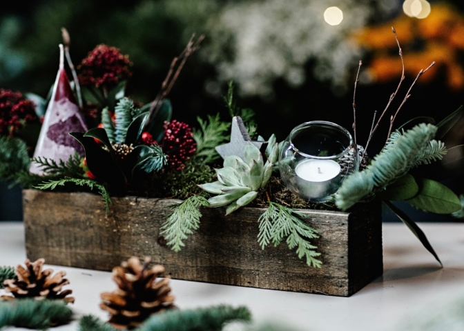 Wooden Planter With Tree Candle
