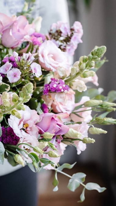 Mother's Day Florist Choice   Natural Pinks