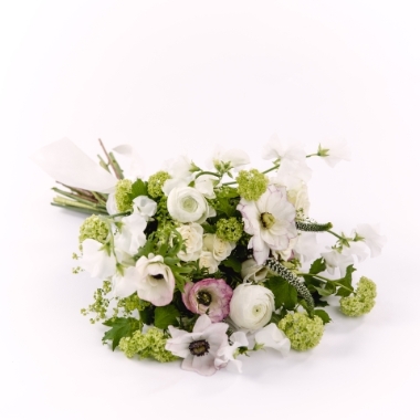 Tween Handtie Bouquet